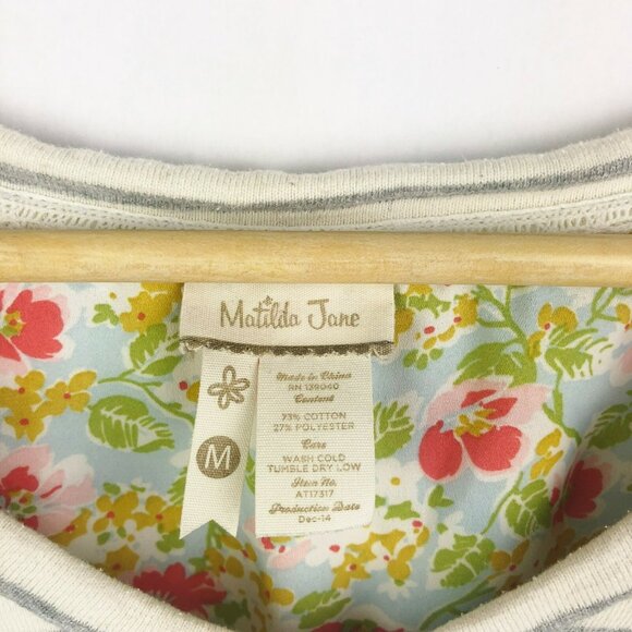 Matilda Jane Top Womens Medium Hello Lovely V-Neck Gray Stripe Pullover - Picture 2 of 3